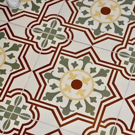 Lägenhet Arcanum 1 Very Close To Seafront Bus Station And Ferry To Valletta *