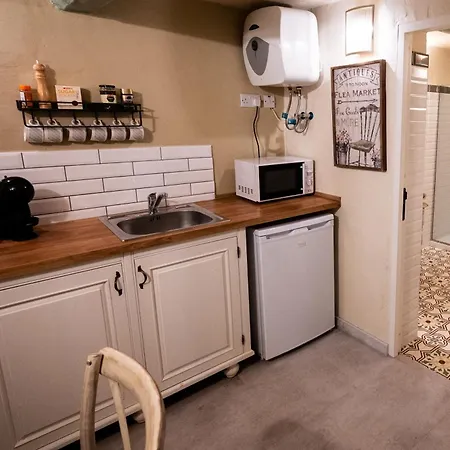 Apartment Arcanum 1 Very Close To Seafront Bus Station And Ferry To Valletta