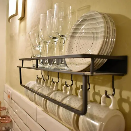 Arcanum 1 Very Close To Seafront Bus Station And Ferry To Valletta Senglea