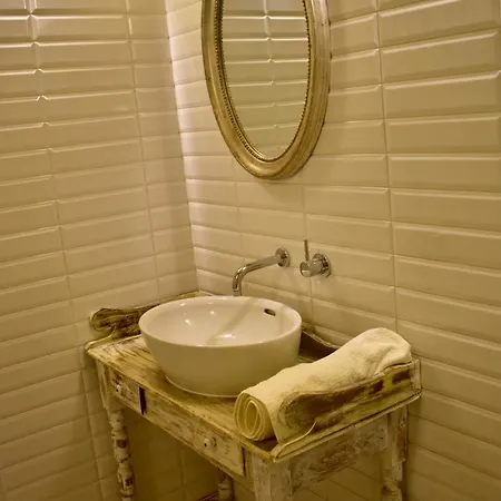 Apartment Arcanum 1 Very Close To Seafront Bus Station And Ferry To Valletta