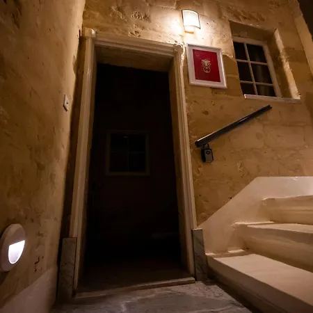 Apartamento Arcanum 1 Very Close To Seafront Bus Station And Ferry To Valletta Senglea