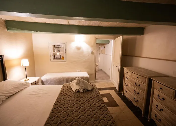 Arcanum 1 Very Close To Seafront Bus Station And Ferry To Valletta アパート *