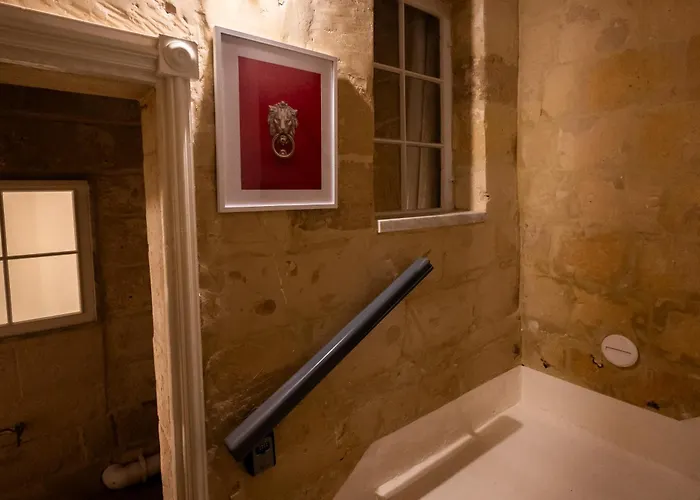 Appartement Arcanum 1 Very Close To Seafront Bus Station And Ferry To Valletta *